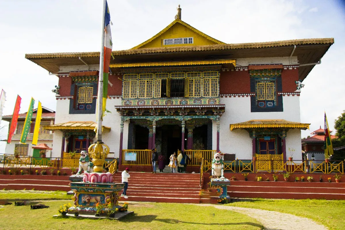 5 Nights 6 Days Sikkim Tour – Pemayangtse Monastery near Pelling